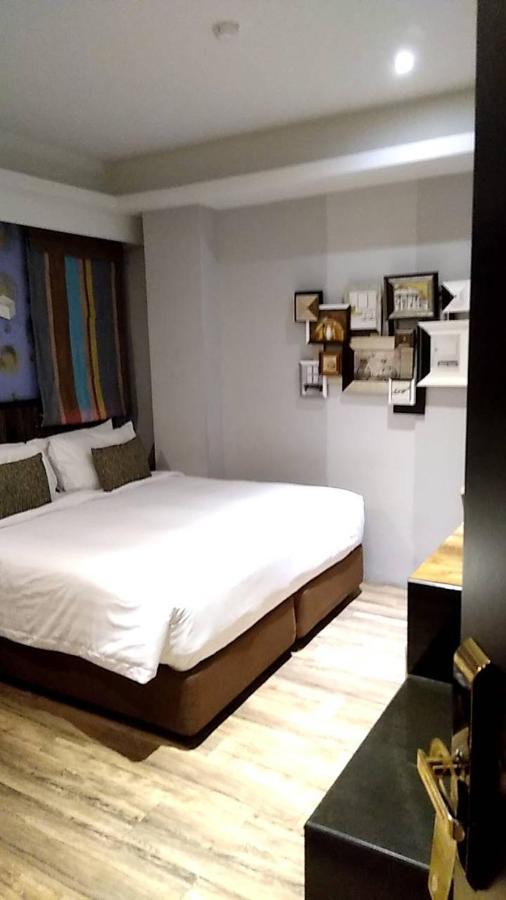 Aspira D'Andora Sukhumvit 16 - Asoke Otel Bangkok Dış mekan fotoğraf